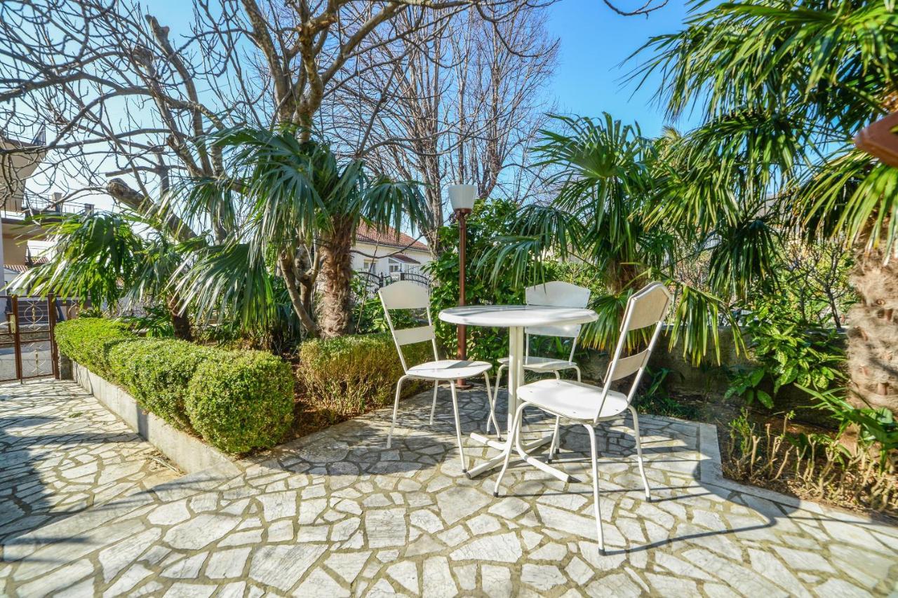Apartments Antic 4255 Selce Bagian luar foto